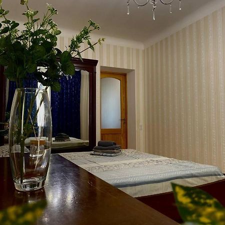Babylon Apartments On Soborna 2Rooms Rivne Bagian luar foto