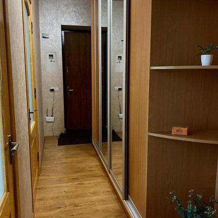 Babylon Apartments On Soborna 2Rooms Rivne Bagian luar foto