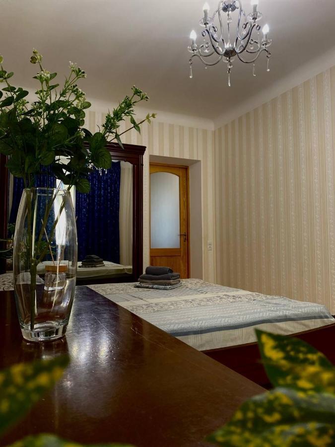 Babylon Apartments On Soborna 2Rooms Rivne Bagian luar foto